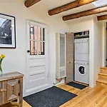 Casa Azul - Hilltop Gem, Authentic Santa Fe Style